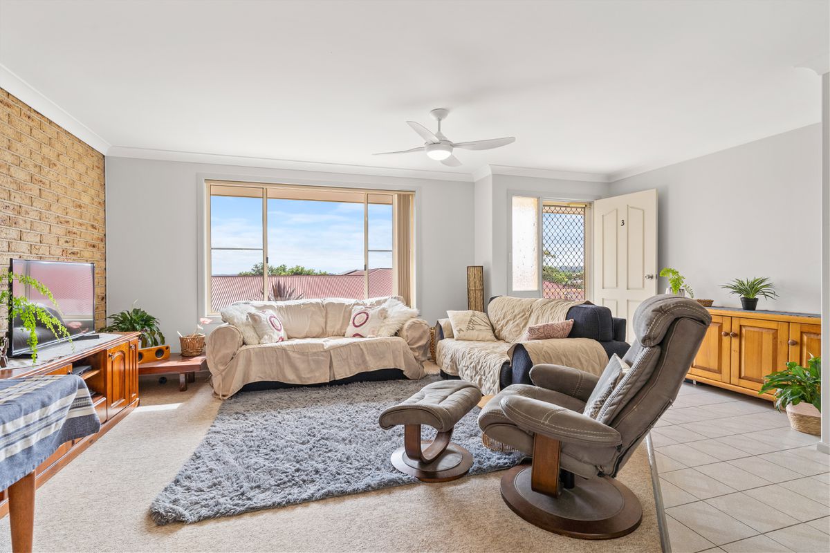 3 / 5 Jansan Close , Lismore Heights