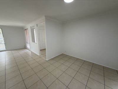 7 Rawson Crescent, Horningsea Park