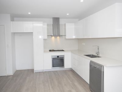 B206 / 18-22 Carlingford Road, Epping