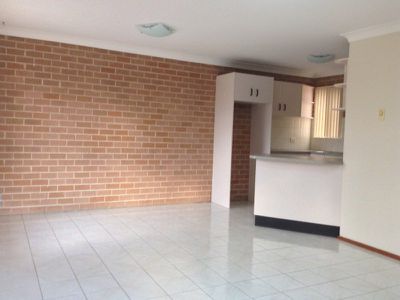 1 / 128 Tongarra Road, Albion Park