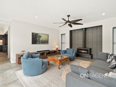 11 Pritchard Avenue, Woollamia