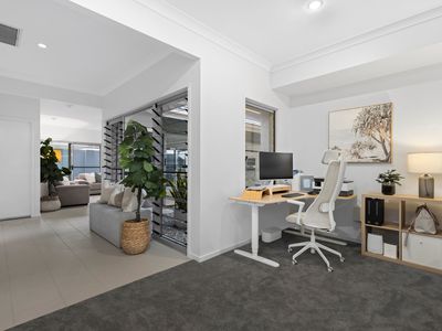 24 24 Barrington Crescent, Wakerley