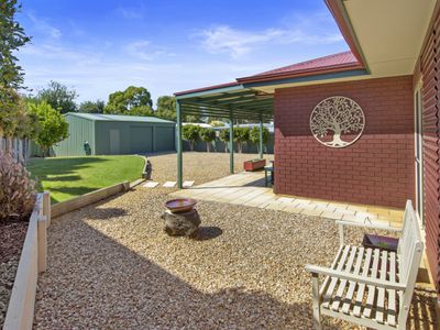 1 Lovelock Close, Normanville