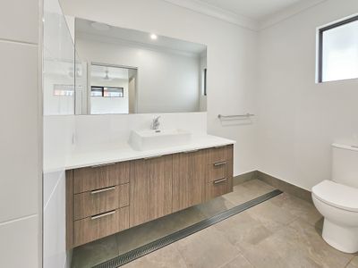23 Countryview Drive, Atherton
