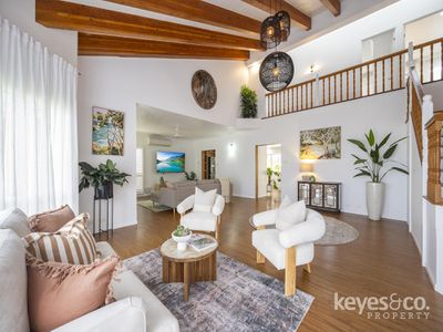 9 Hoya Court, Annandale