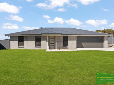 7 Inn Place, Gormans Hill