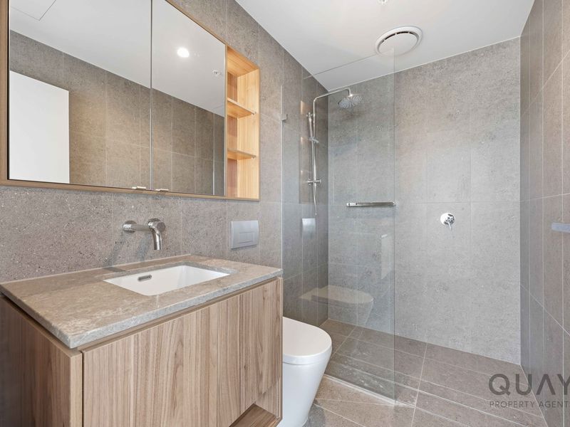 1111 / 21 Spurway Drive, Norwest