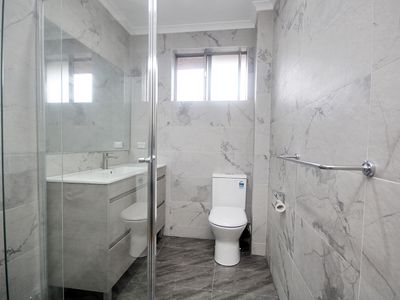 4 / 16 Renown Avenue, Wiley Park