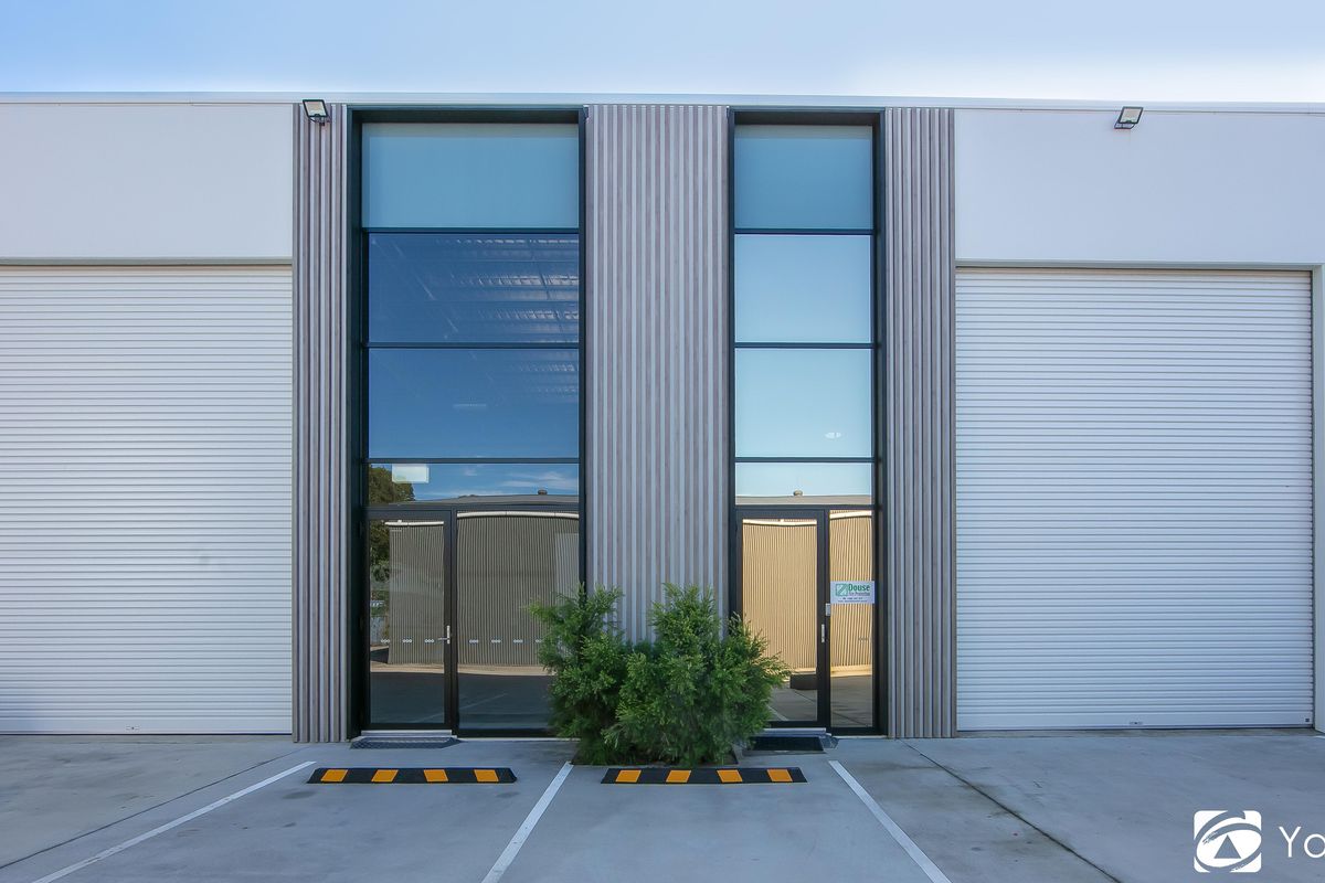 Units 3 & 4 / 26 Fairtrader Drive, Yamba