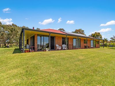 45 Highfield Drive, Longford