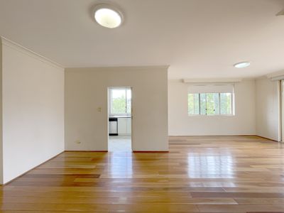 570 / 83-93 Dalmeny Avenue, Rosebery