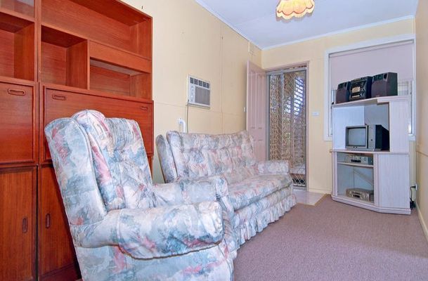 4 Second Ave, Craigieburn