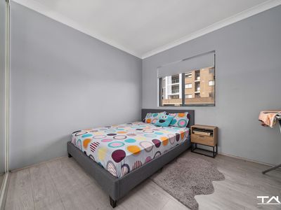 5 / 285 Merrylands Road, Merrylands