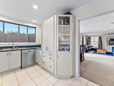 1/296 Wairau Road, Glenfield