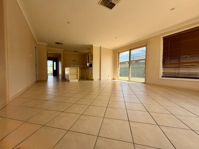 31 Doncaster Avenue, Dubbo
