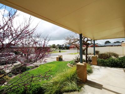 28 Collyndale Drive, Wangaratta