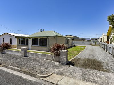 17 Meylin Street, Port Macdonnell