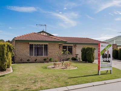 6 Tuscany Place, Caversham
