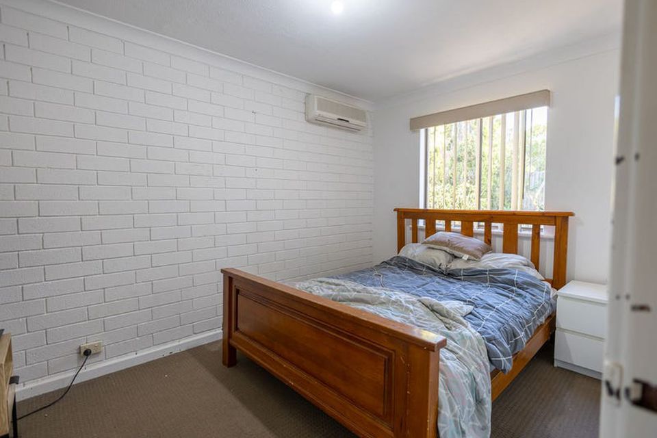 25 Liverpool Street , Shoalwater
