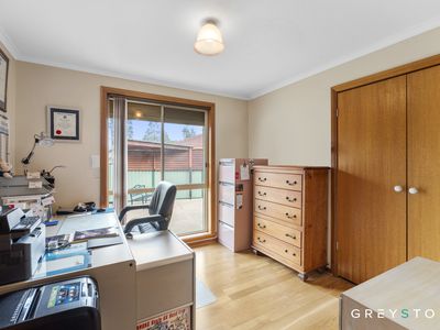 26 Broula Court, Taylors Lakes