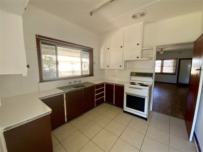5 Ryan Street, Forbes