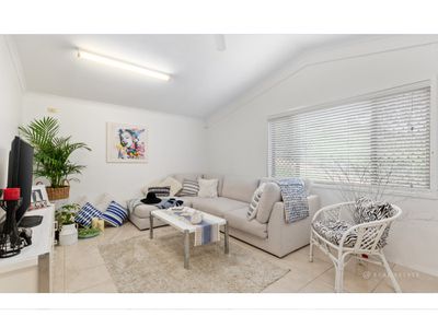 1 / 90 Farnborough Road, Meikleville Hill