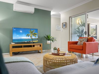 612 / 2-10 Greenslopes Street, Cairns North