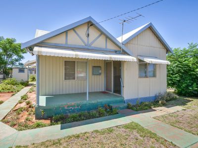 8 Oberthur Street, South Kalgoorlie
