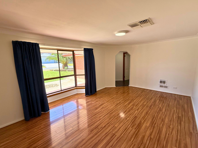 7 Rochester Drive, Salisbury Heights