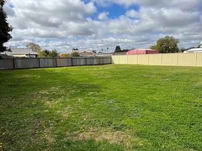 51 Watson Road, Griffith