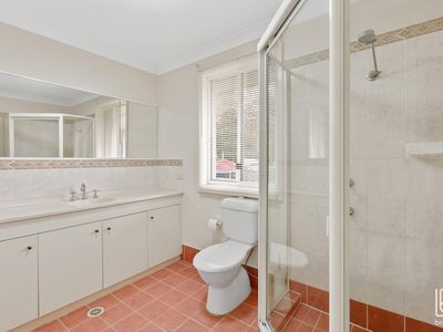 41 Avondale Drive, Kanwal