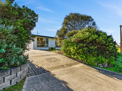 30 Cape Buffon Drive, Southend