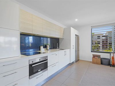 1308 / 6 Waterford Court, Bundall
