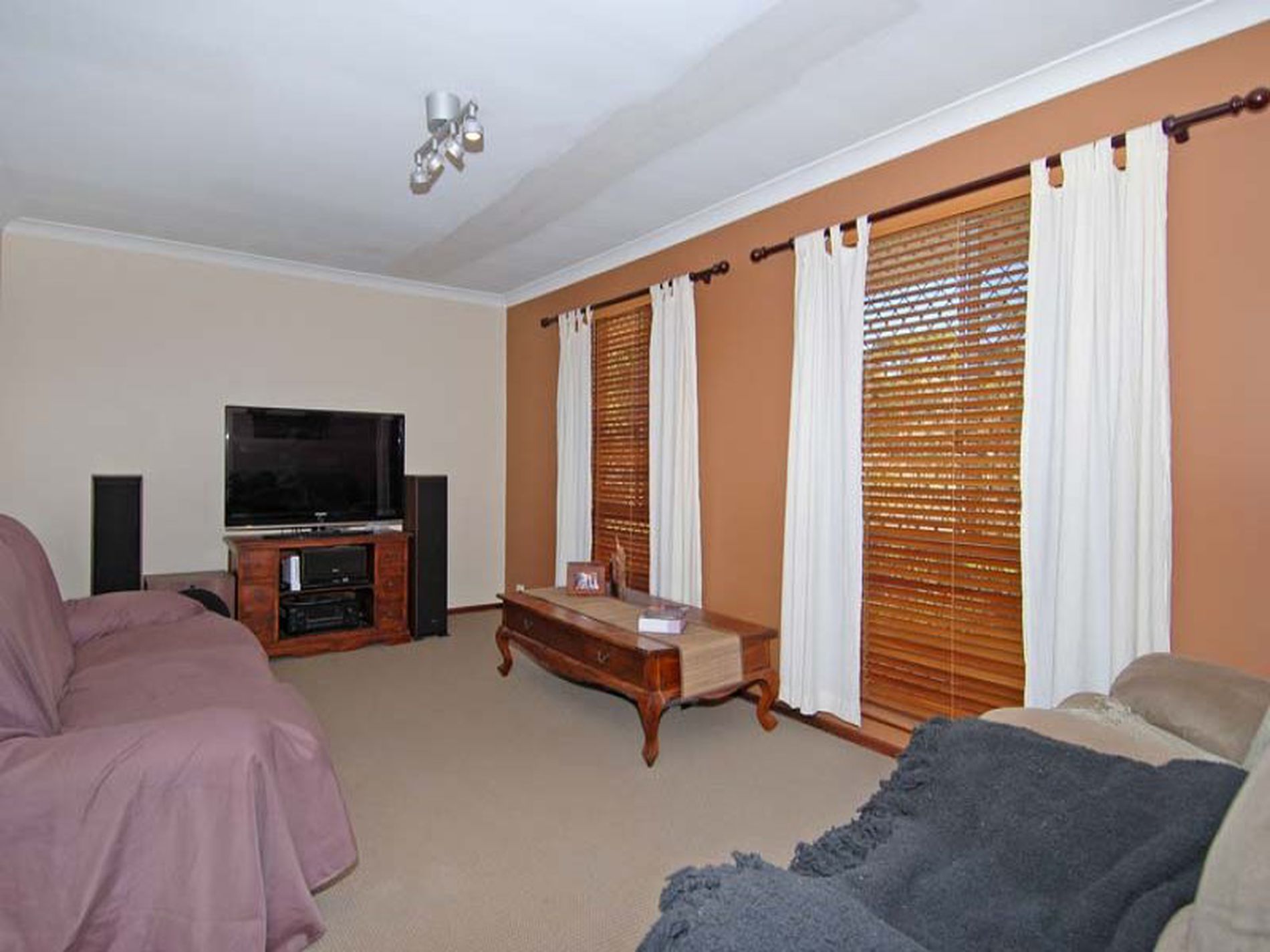 4 Hawkins Street, Kalgoorlie