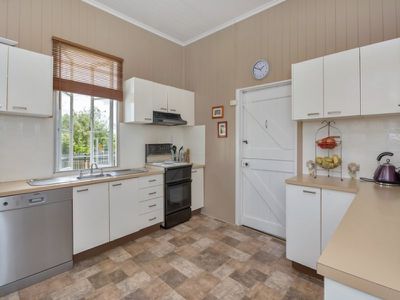 2A Rowland Terrace, Sadliers Crossing