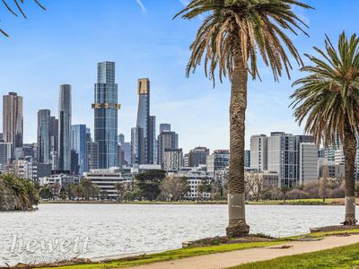 118 / 1 Queens road, Melbourne