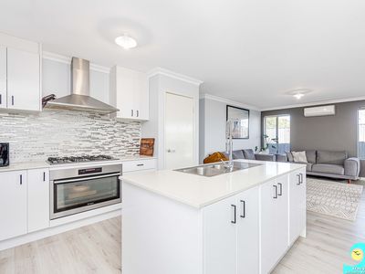 61 Greenside Drive, Yanchep