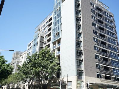 811 / 23 Shelley Street, Sydney