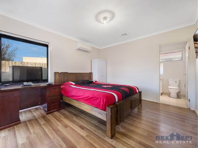 2 / 58 Somerville Road, Hampton Park
