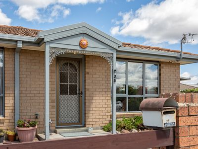 2 / 25 Alma Street, Youngtown