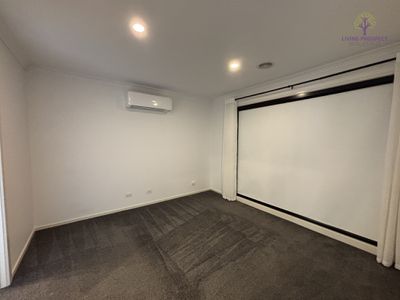 36 Solitude Crescent, Point Cook