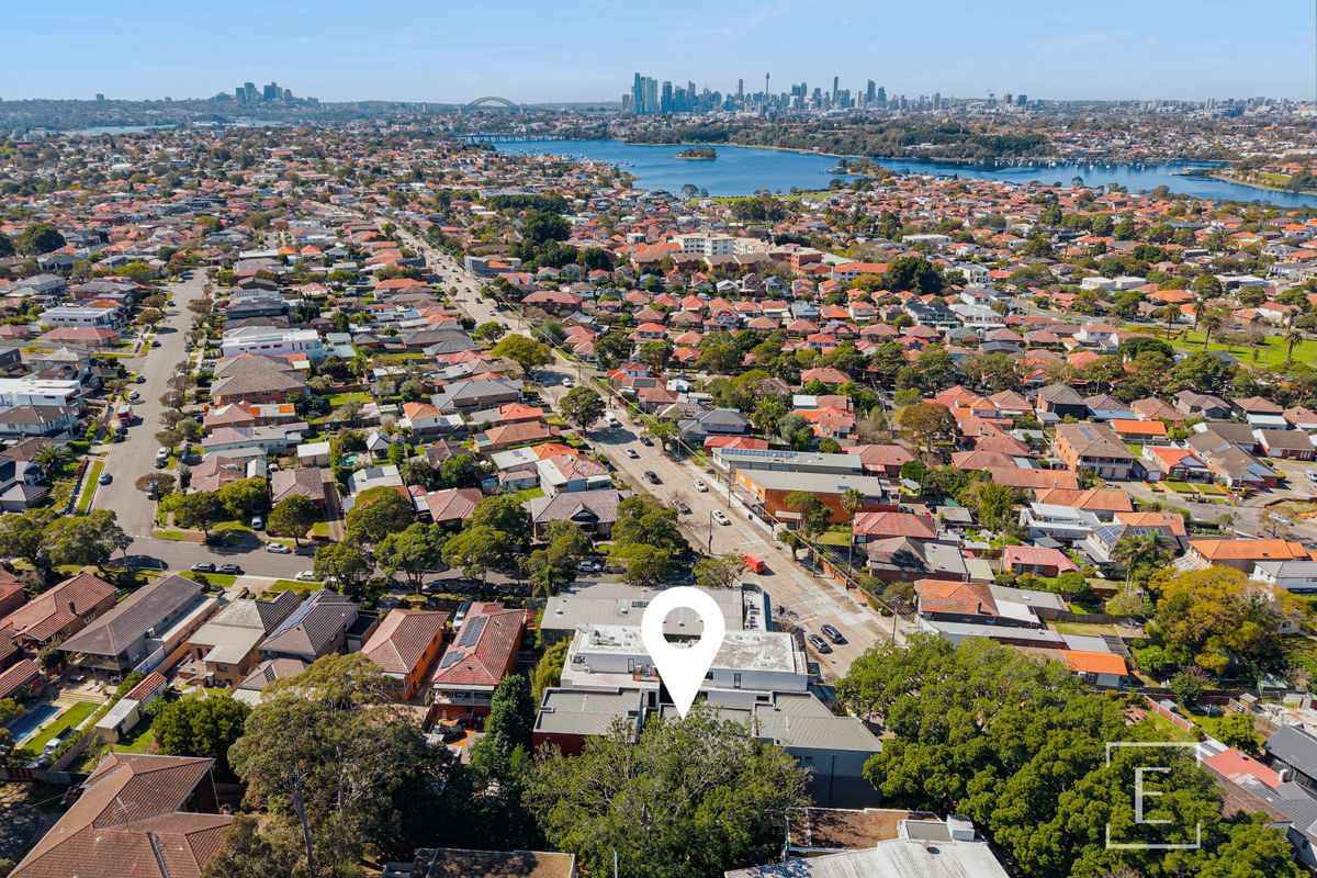 4 / 418 Lyons Road, Five Dock