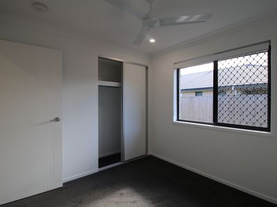 2 / 18 Hawthorn Street, Beaudesert