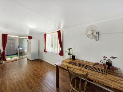 7 English Road, Malanda