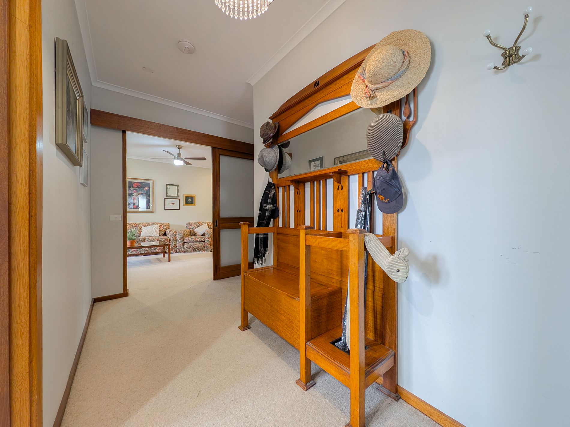 6 Scoresby Street, Kerang