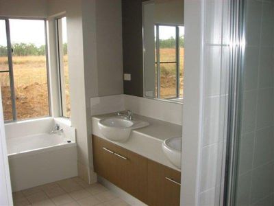 92 Eli Close, Mareeba