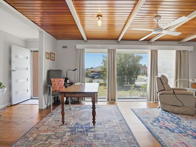 4 Mary Street, George Town