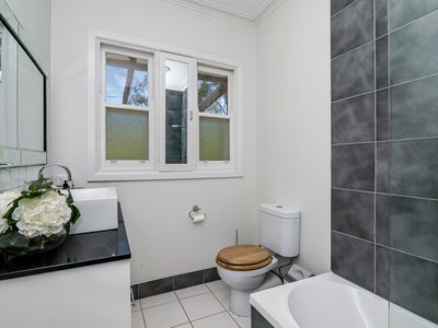 32 Five Gums Lane, Heathcote
