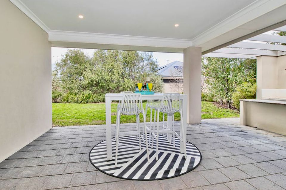 15 Makybe Drive , Baldivis