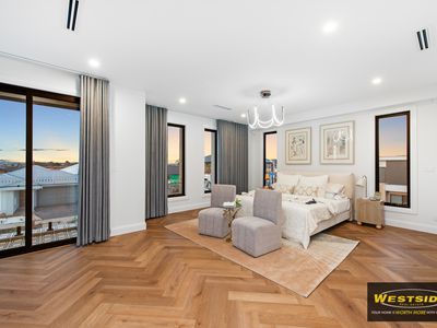 31 Alrose Gr, Deanside